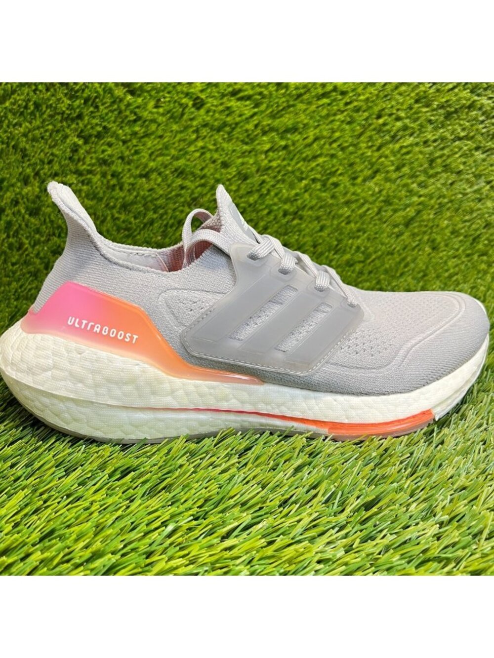 Adidas UltraBoost 21 Womens Size 7 Gray Athletic Running Walking Shoes Sneakers